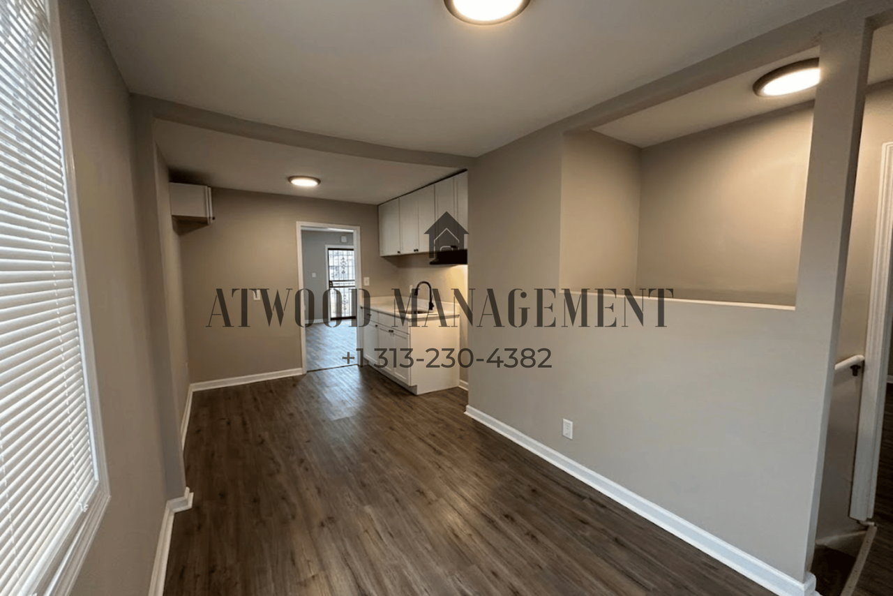 14722 Quincy St - Photo 4 of 14