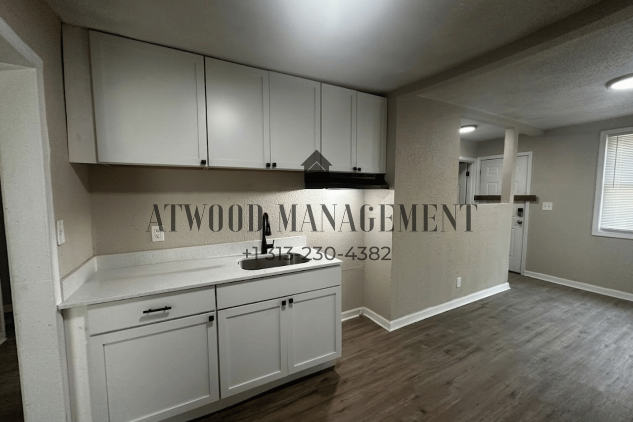 14722 Quincy St - Photo 5 of 14
