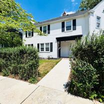 551 Park Pl - Photo 1 of 1