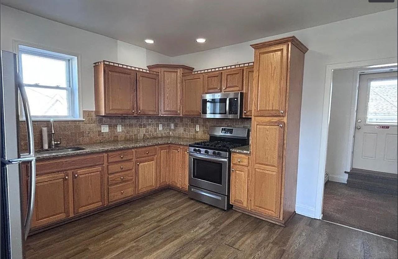 69 E Goepp St - Photo 2 of 10
