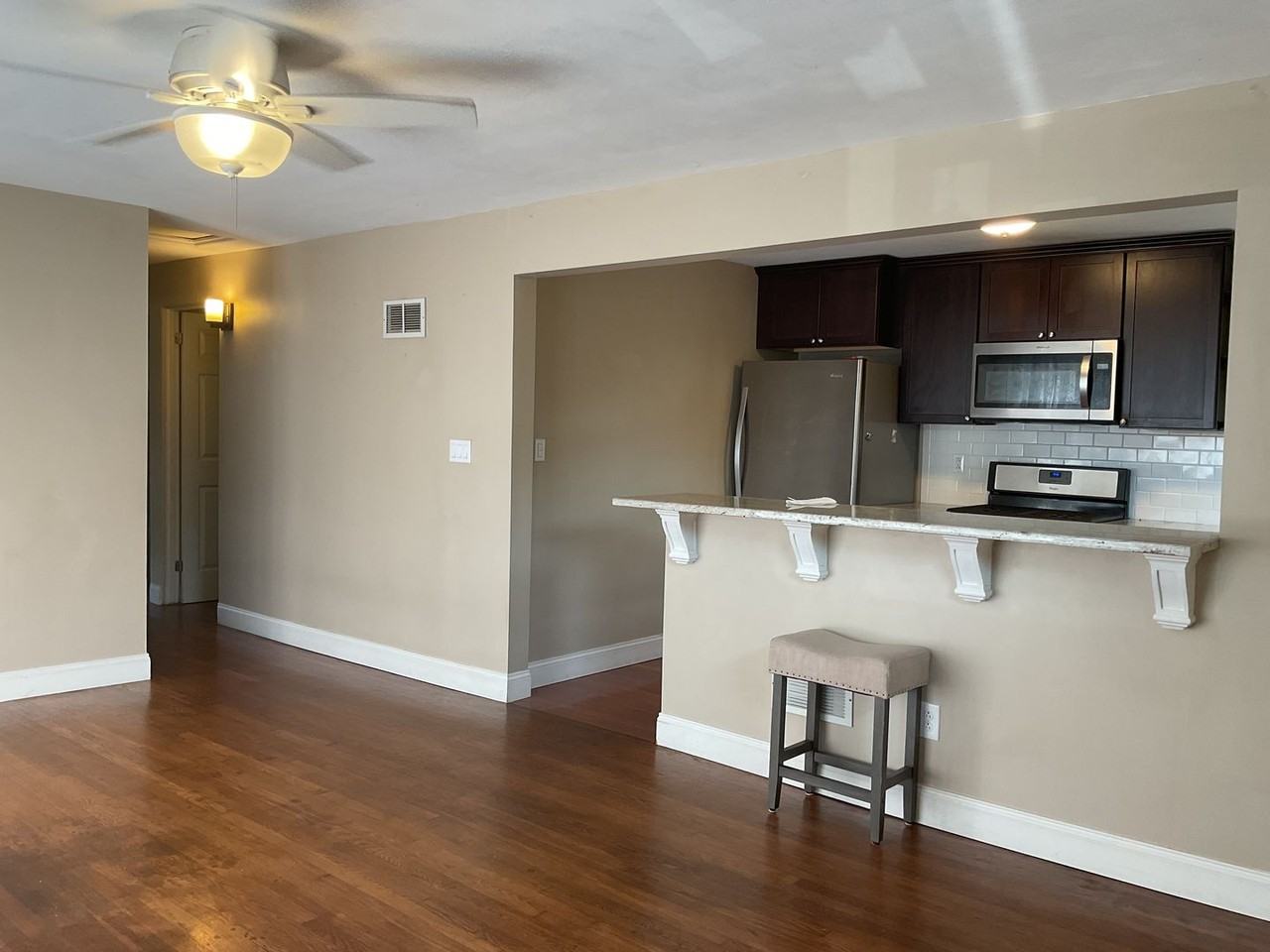 1722 Cornell Rd - Photo 4 of 23