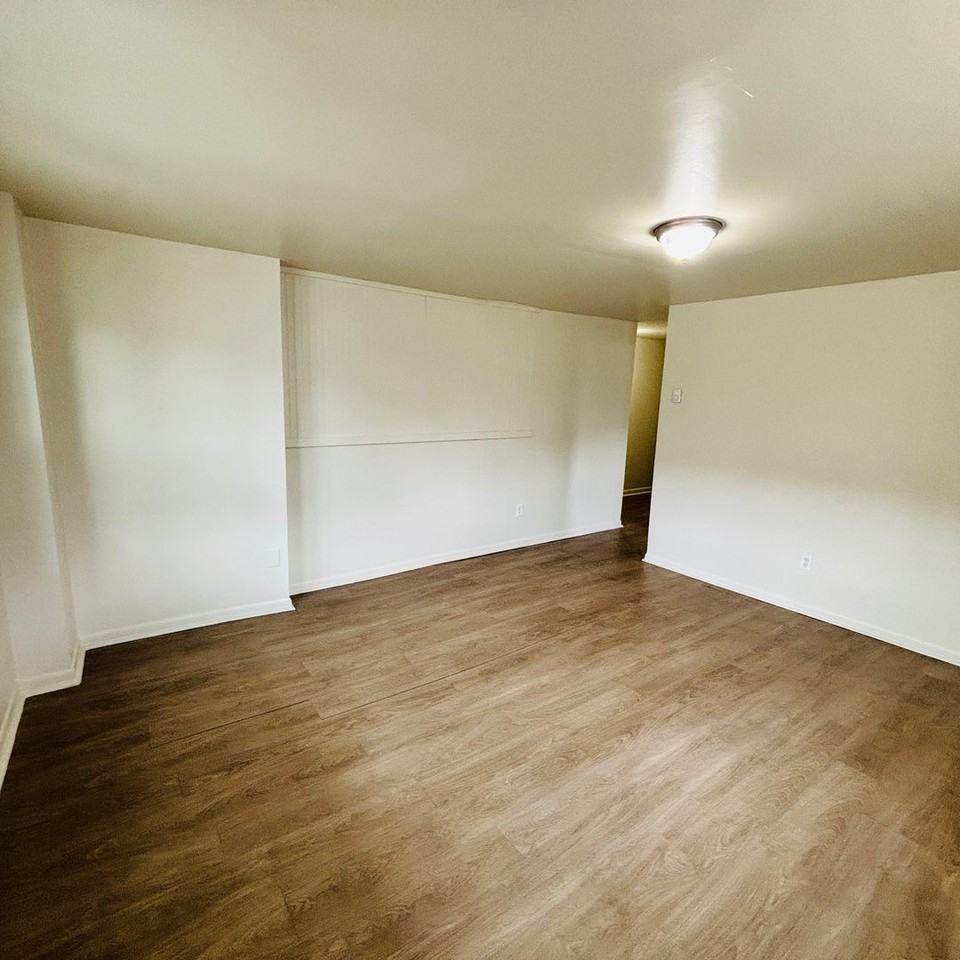 761-765 S 8th Street - Photo 5 of 25