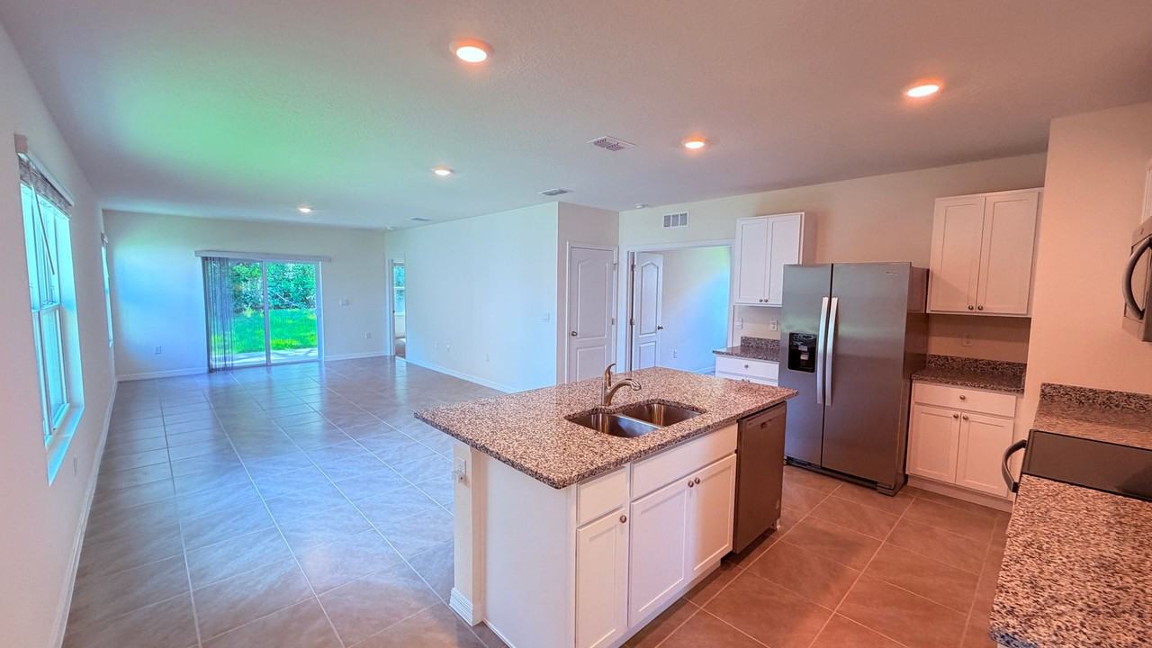 3468 Islewood Ct - Photo 7 of 30
