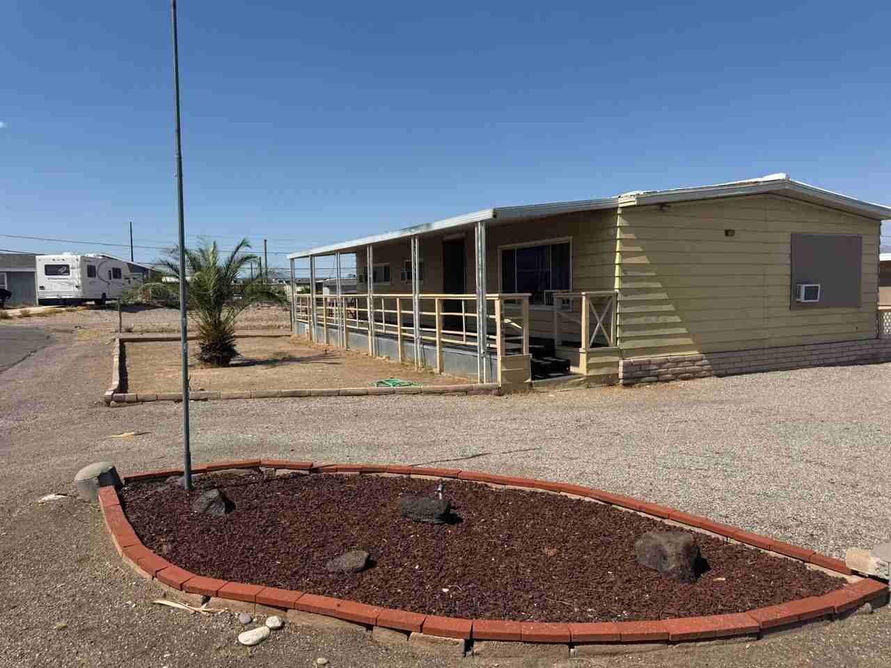 1805 Surf And Sand Dr - Photo 2 of 39