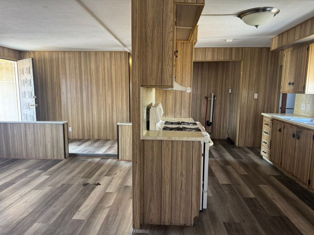 1805 Surf And Sand Dr - Photo 6 of 39
