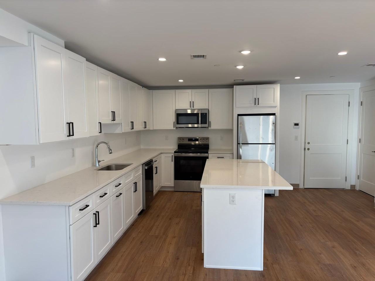 26 Union Street - Photo 2 of 34