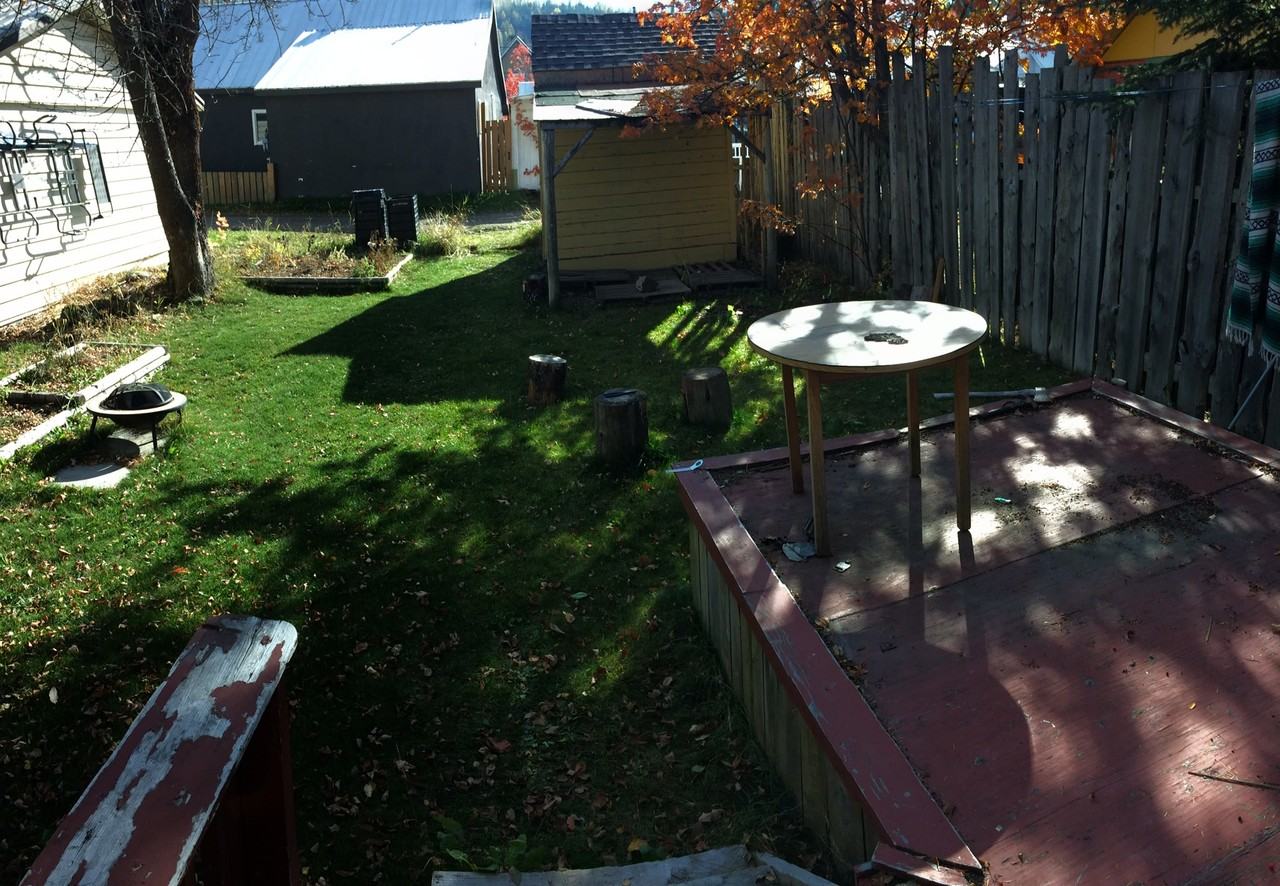 1082 5 Ave - Photo 3 of 15