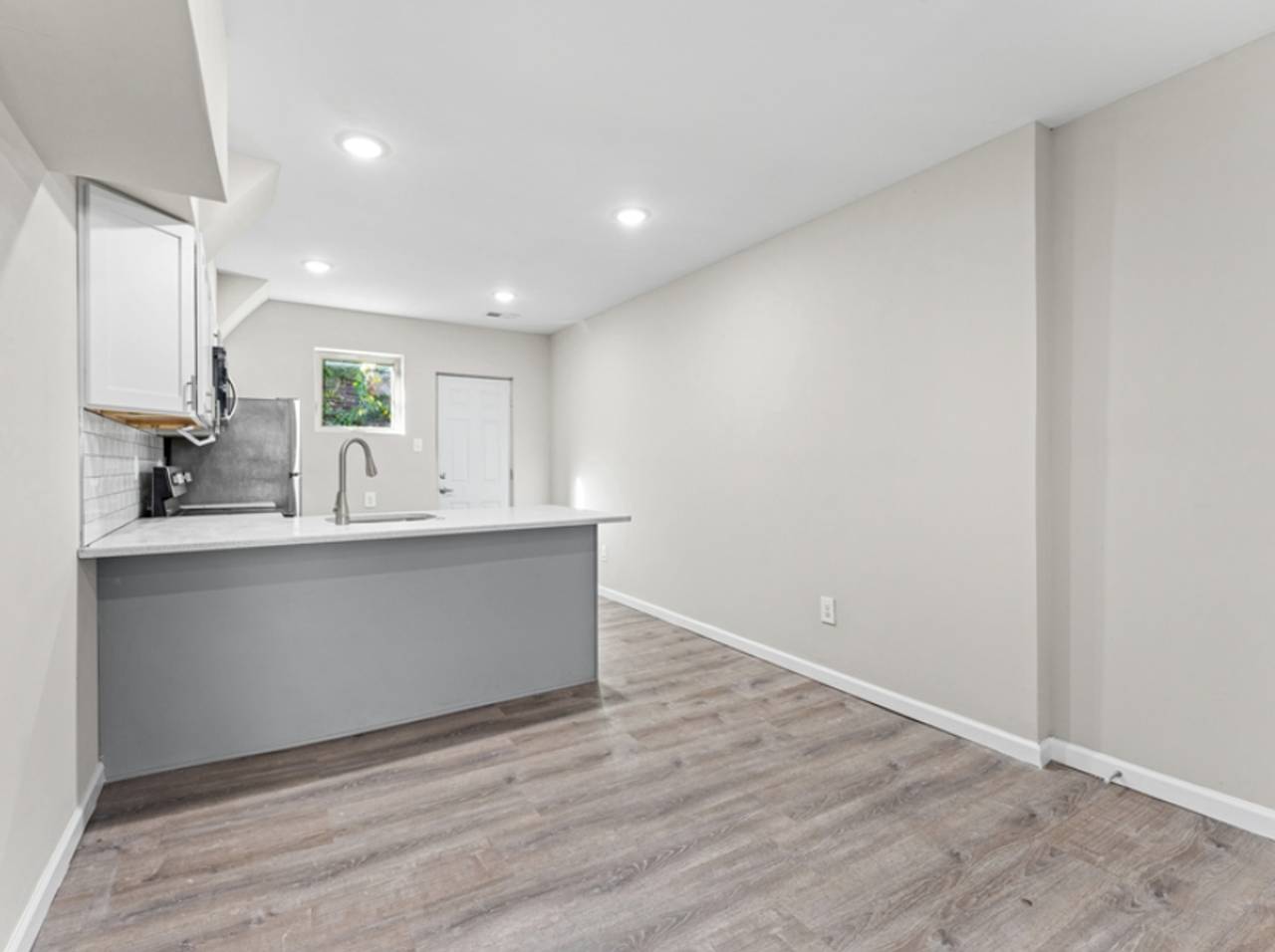 2356 N 4th St - Photo 4 of 12