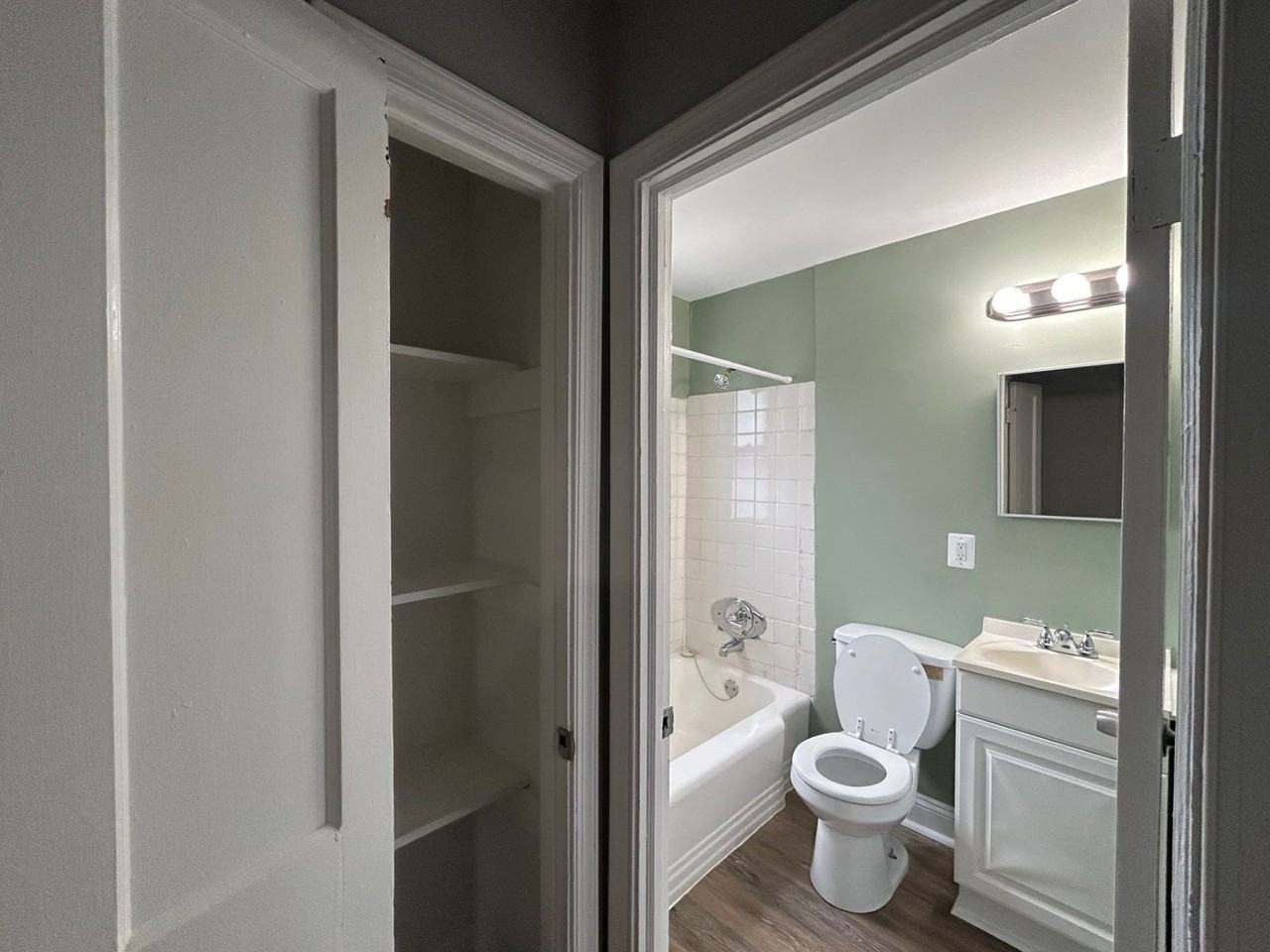 4523 Fairfax Rd #B - Photo 5 of 11