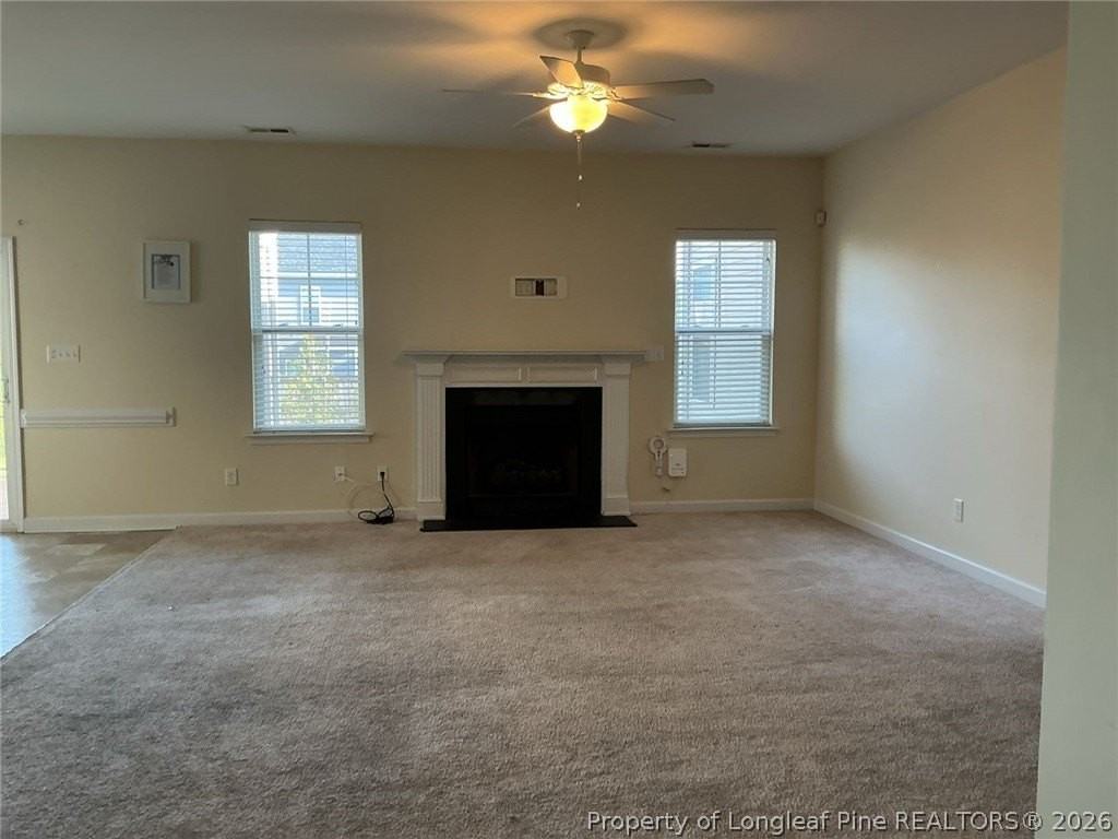 825 Ronald Reagan Dr - Photo 2 of 27