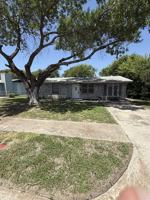 featured image of 309 Currie Ave #1