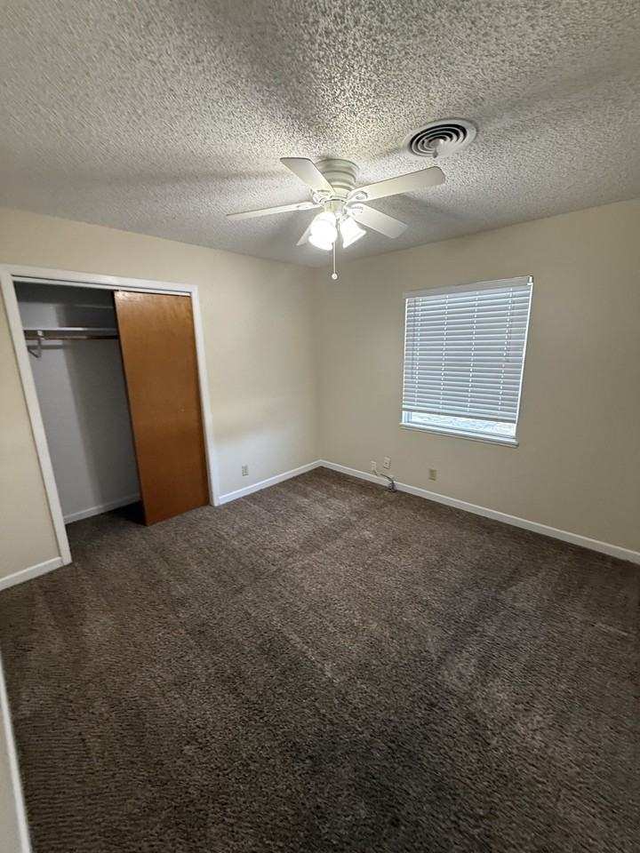 309 Currie Ave #1 - Photo 6 of 21