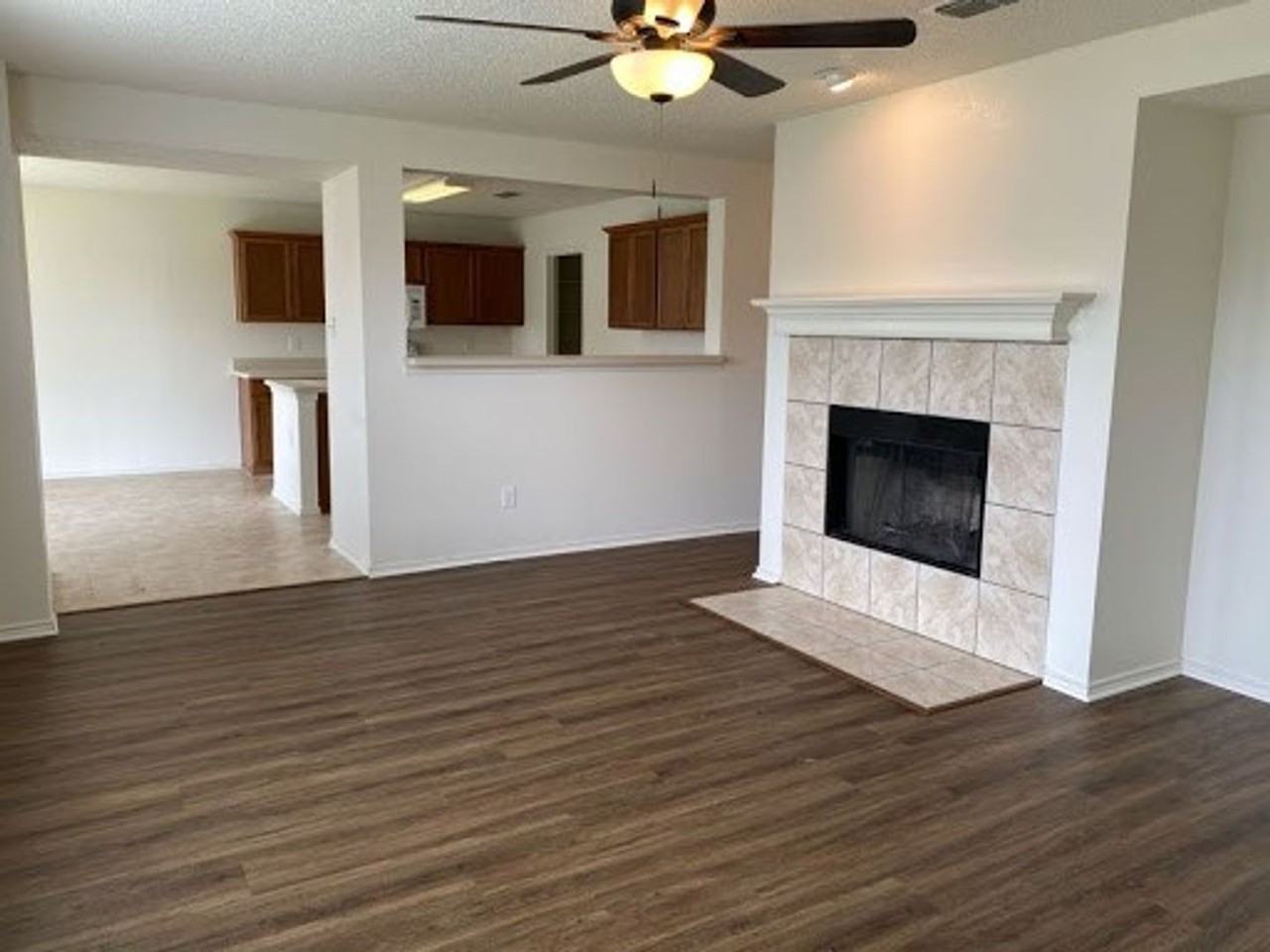 1101 Mustang Ridge Dr - Photo 6 of 30