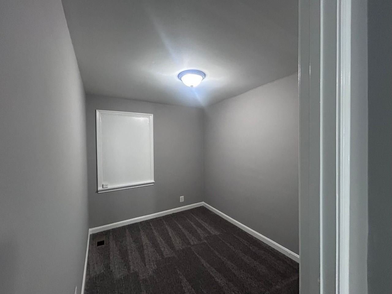 2567 Marbourne Ave - Photo 6 of 9