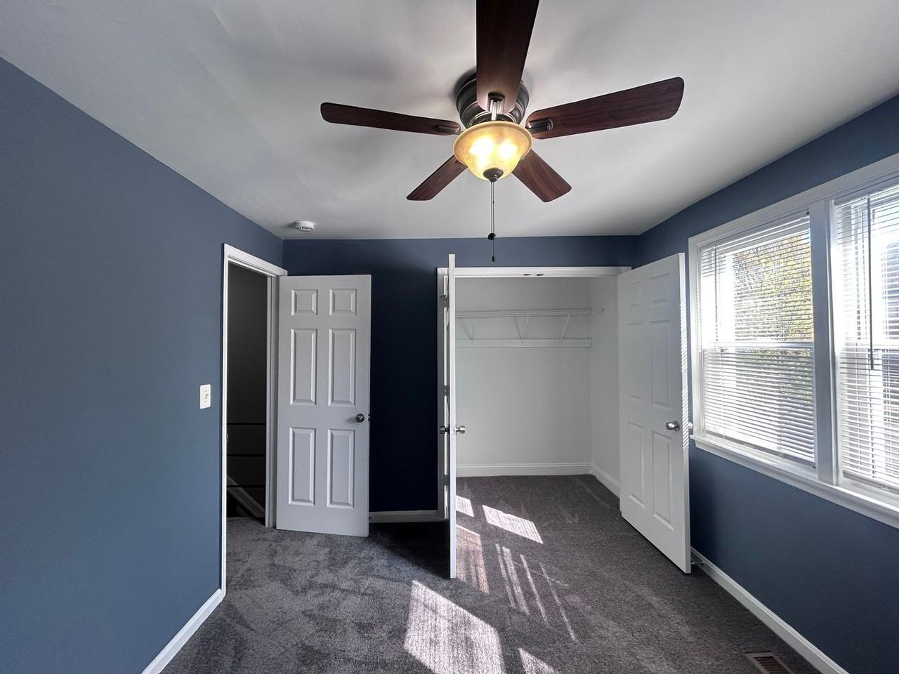 2567 Marbourne Ave - Photo 7 of 9