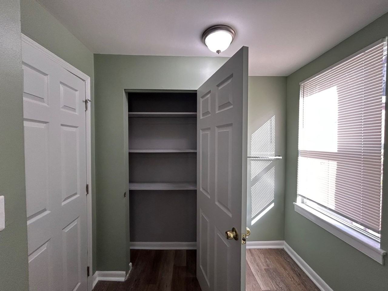 123 S Poppleton St - Photo 4 of 12