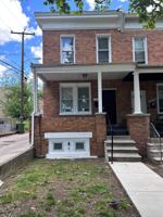 featured image of 1053 N Kenwood Ave
