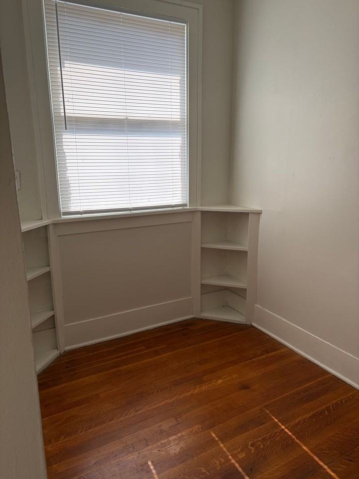 Ratcliff St - Photo 4 of 8