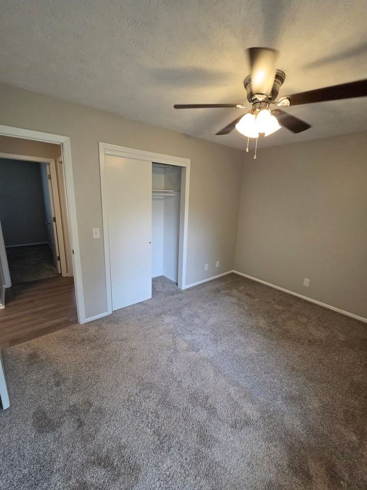 8811 Sprague Cir - Photo 6 of 16