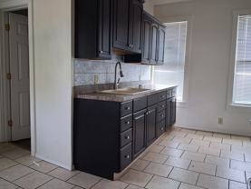 2302 W. Vine Street - Photo 1 of 1