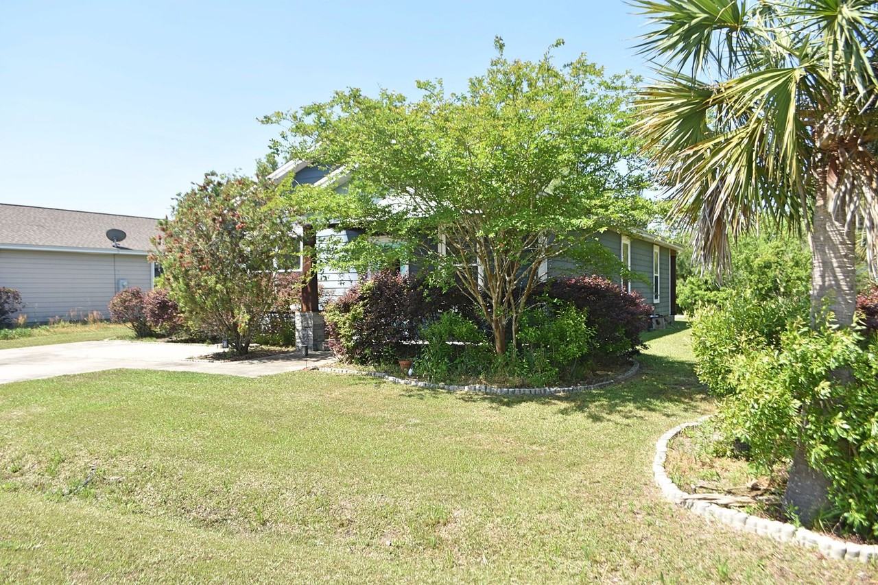 416 Tropical Way - Photo 7 of 36