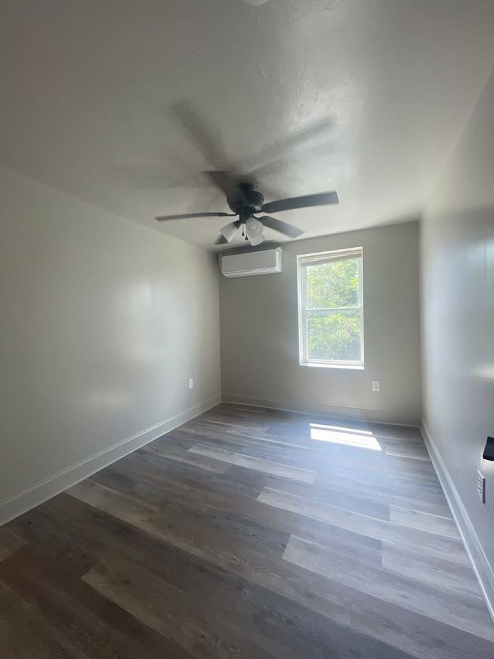 144A Main St 2nd Fl - Photo 3 of 8
