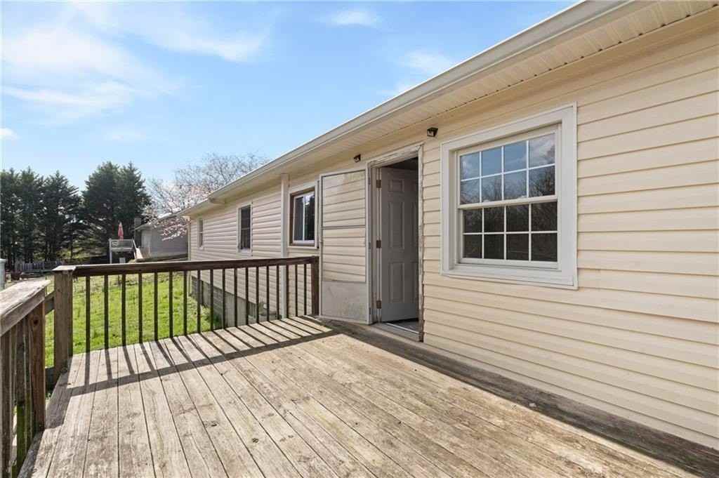 173 Winndale Rd - Photo 5 of 23