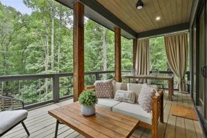 featured image of 130 Arcadia Ave