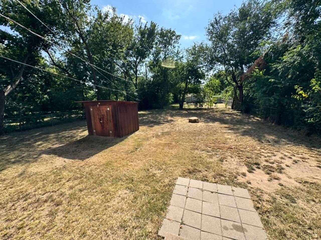 610 Rancho Dr - Photo 7 of 8