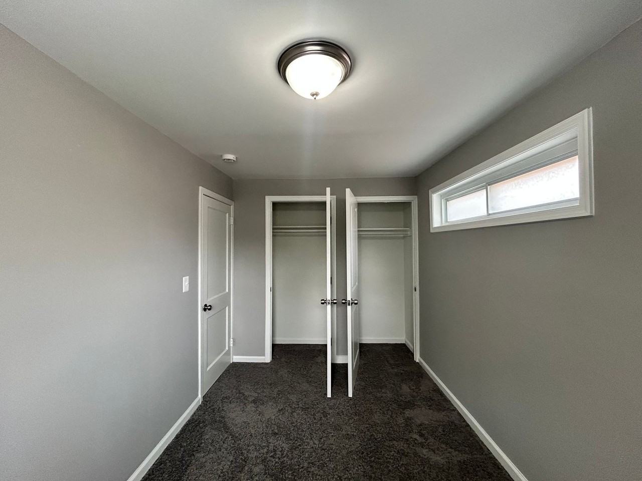 2617 Northshire Dr - Photo 5 of 9