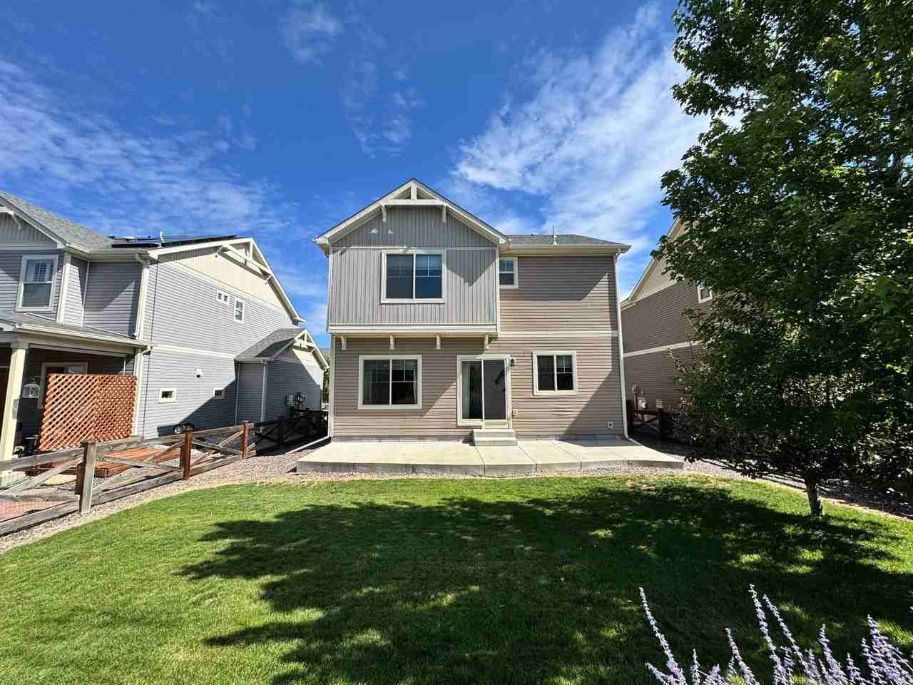 9093 Pacific Crest Dr - Photo 7 of 31