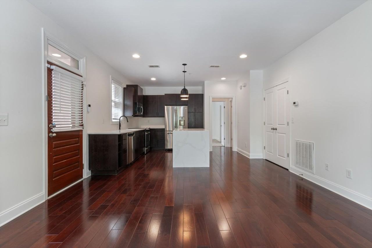 1229 4th Ave N - Photo 3 of 19