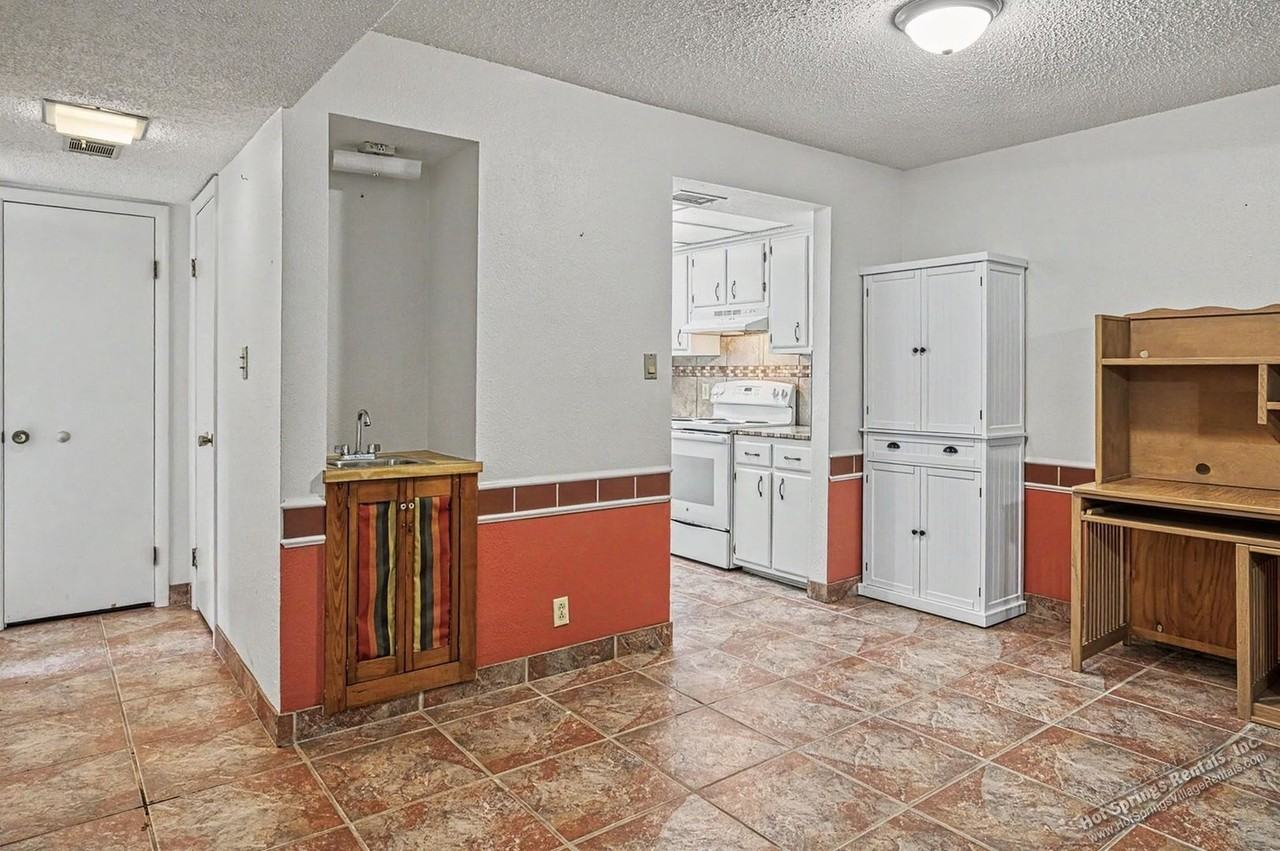 119 Emperado Way - Photo 4 of 24