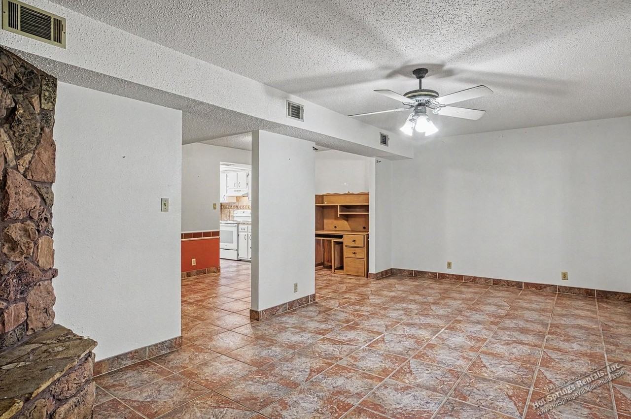119 Emperado Way - Photo 6 of 24