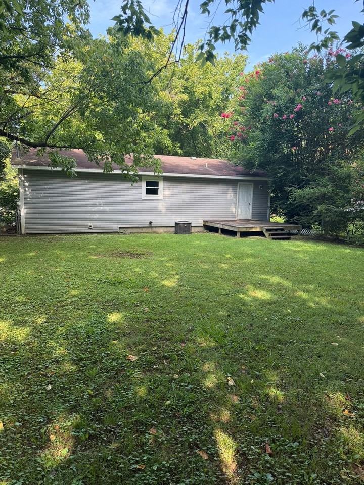 308 S Broad St - Photo 2 of 10