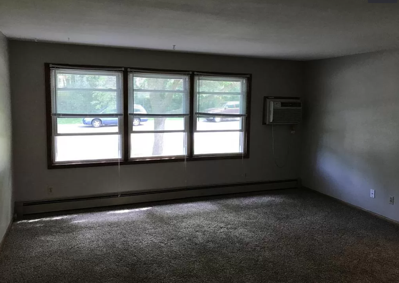 107 3rd Ave S - Photo 5 of 15