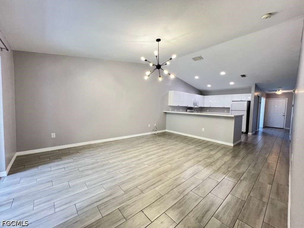 715 Se 24th Ave #715 - Photo 2 of 35