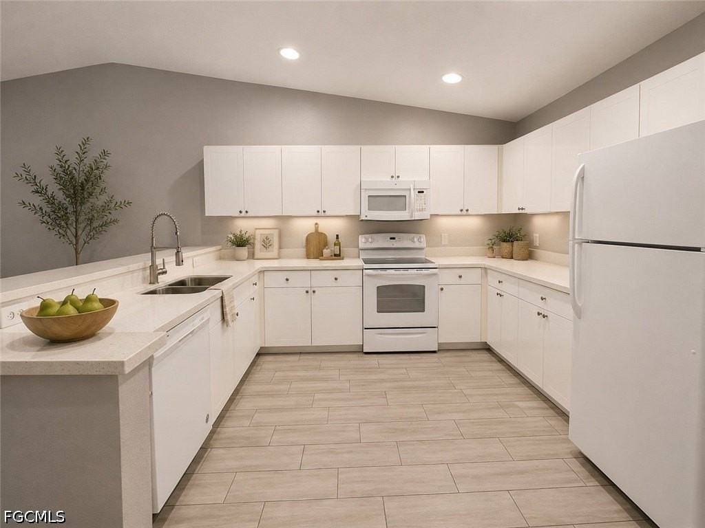 715 Se 24th Ave #715 - Photo 5 of 35