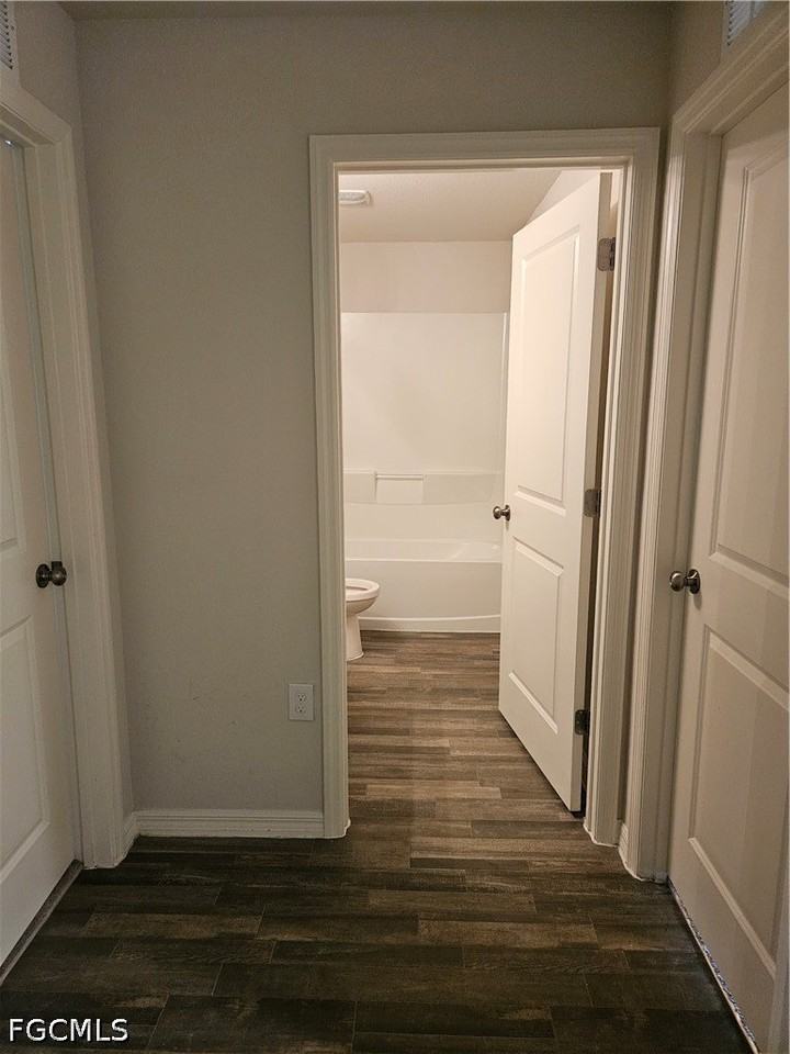 901 Nw 15th Pl - Photo 3 of 35