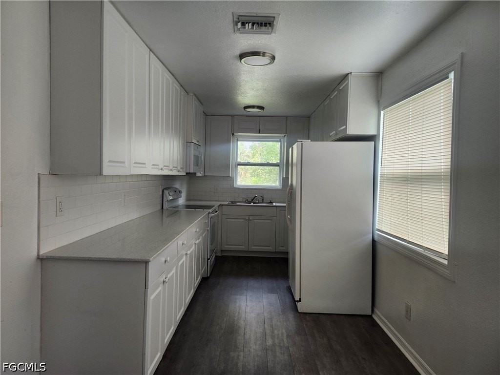 3616 Pearl St #6 - Photo 4 of 17