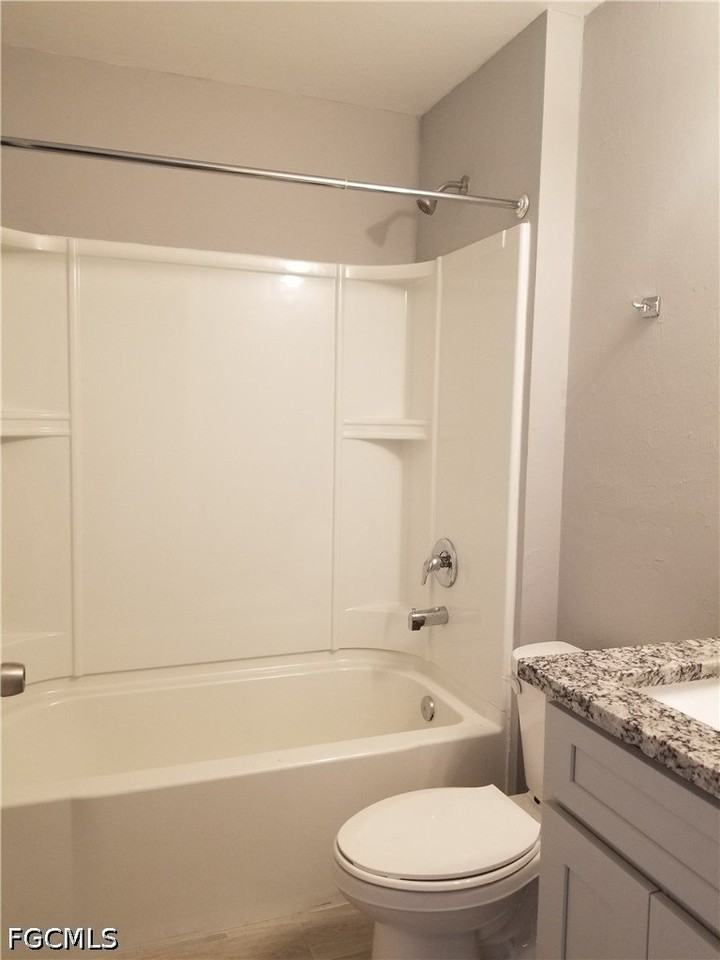 8527 Agate St - Photo 7 of 12