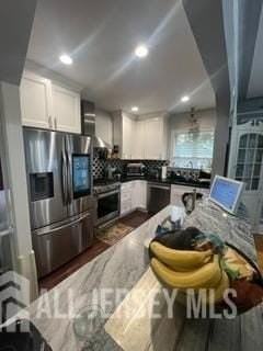 94 Rodney Ave - Photo 5 of 18