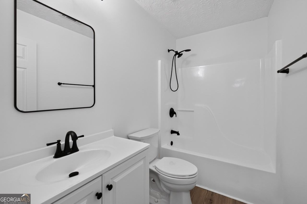 3761 Bogan Mill Rd - Photo 7 of 18