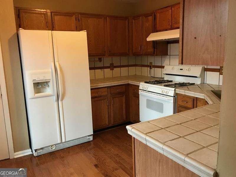 2989 Garland Dr Sw - Photo 4 of 22