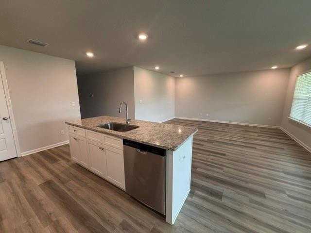 9052 Home Ave - Photo 4 of 17