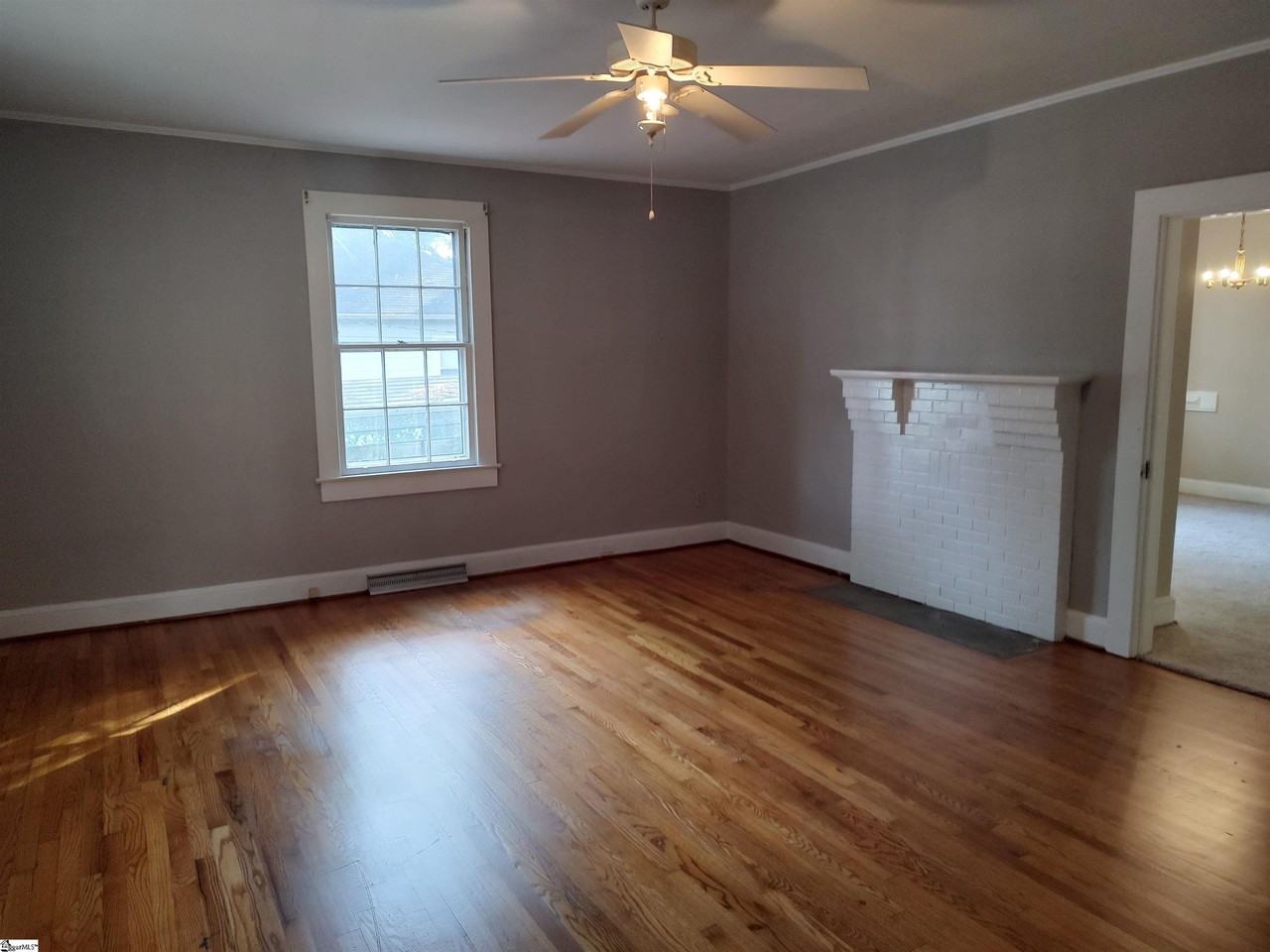 22 4th Ave - Photo 3 of 8