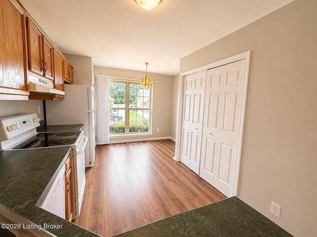 11707 Autumn Forest Ct - Photo 5 of 19