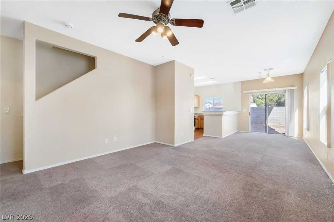 1658 Lefty Garcia Way - Photo 4 of 21