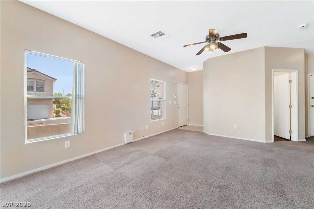 1658 Lefty Garcia Way - Photo 5 of 21
