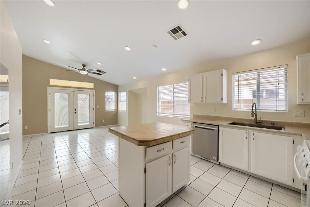 5900 Round Castle St - Photo 7 of 22